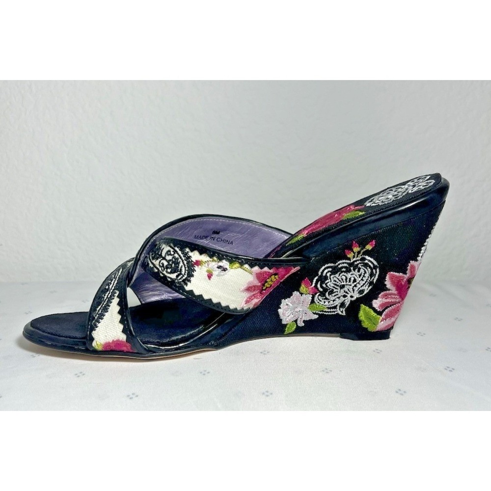 Vintage BEVERLY FELDMAN Floral Wedge Sandals Embroidered High Heels Slip RARE 8 - Picture 9 of 15
